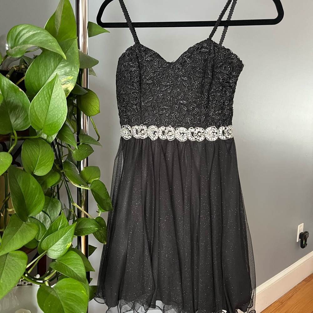 Black Formal/Semi-Formal/Coctktail/Prom Dress